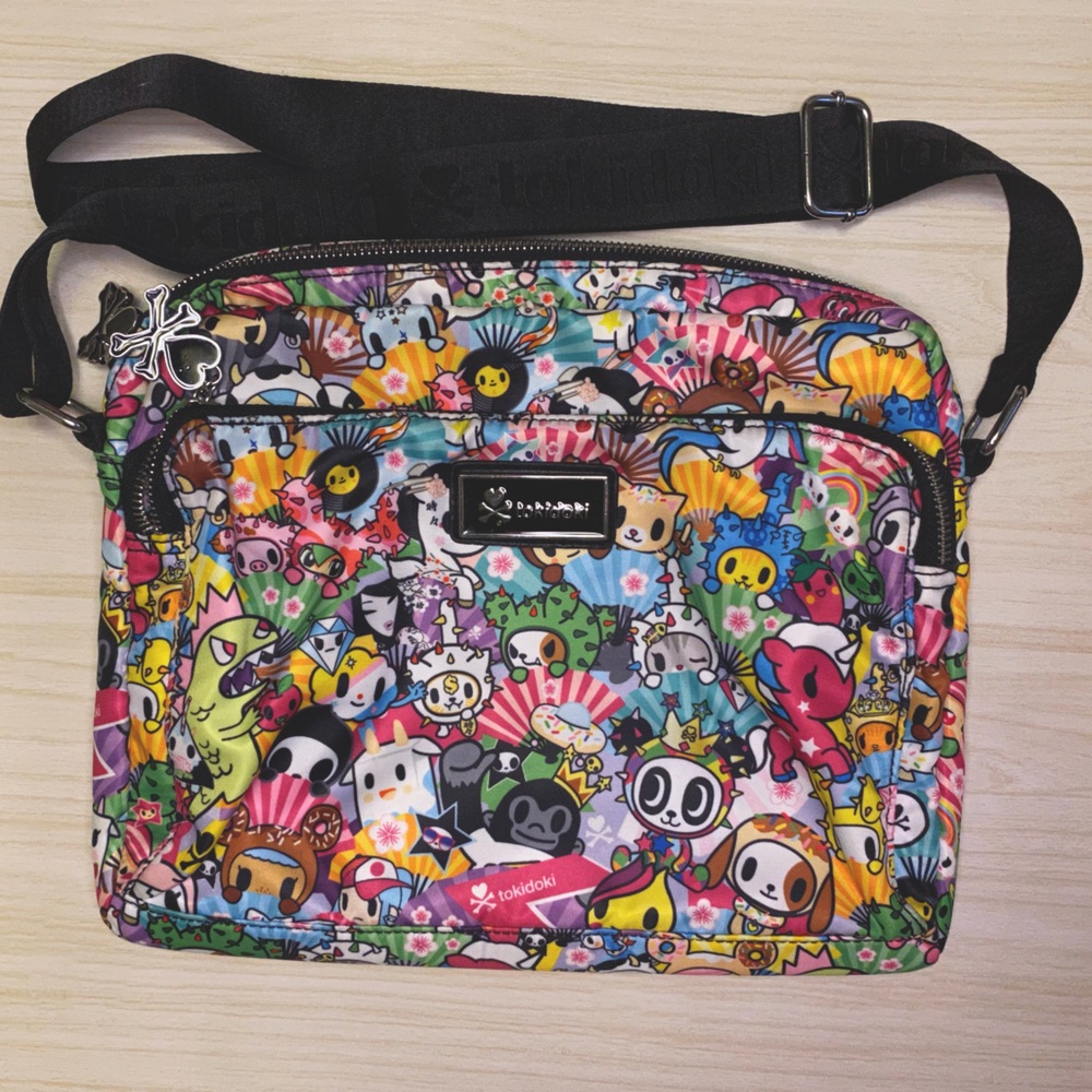 Tokidoki Super Fan Crossbody Bag